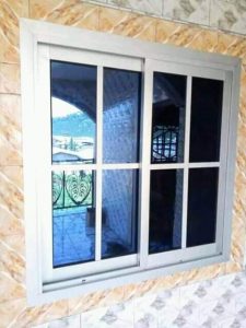 fenêtre sur mesure à Pillon